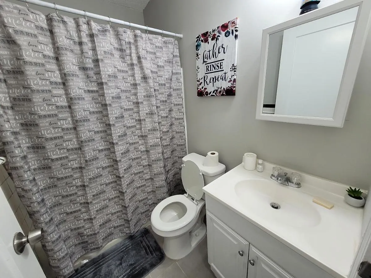 Affordable Twin Room Memphis 0*,